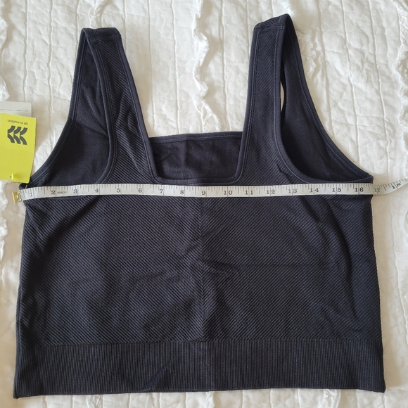 All In Motion Cropped Seamless Ribbed Tank XXL NWT Black Square Neckline Stretch - Picture 4 of 14
